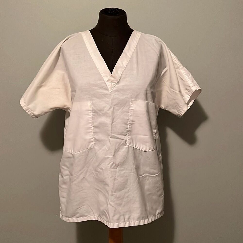 Womens Cream Reversible V-Neck Short Sleeve Scrub Top Size Large